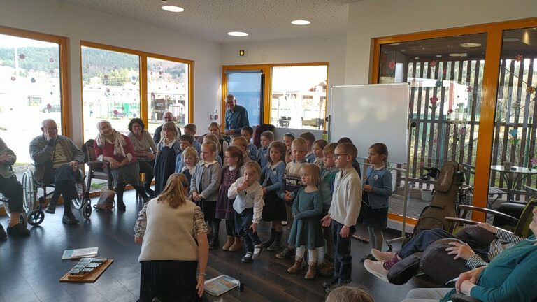 Lire la suite à propos de l’article Concert du 17 mars donné par les CP Maternelles à Cheniménil